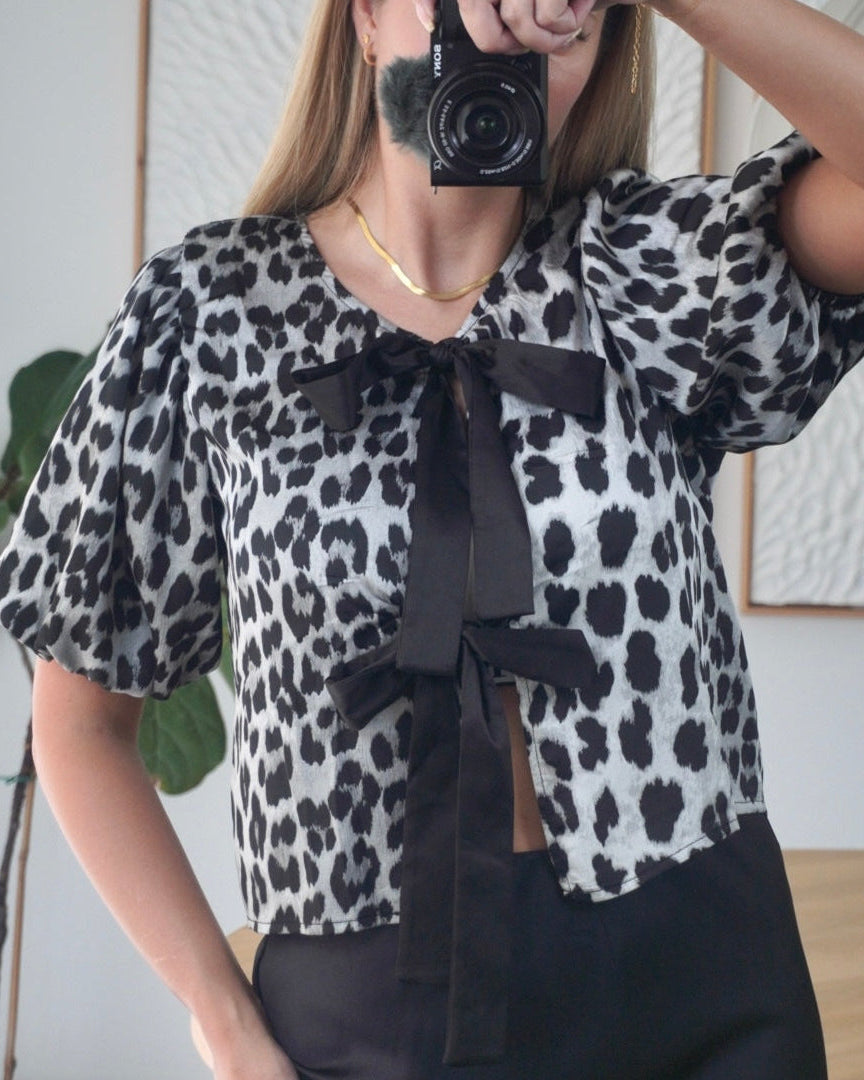 Sisters Point Top - Nell-top3 - Grey Leo