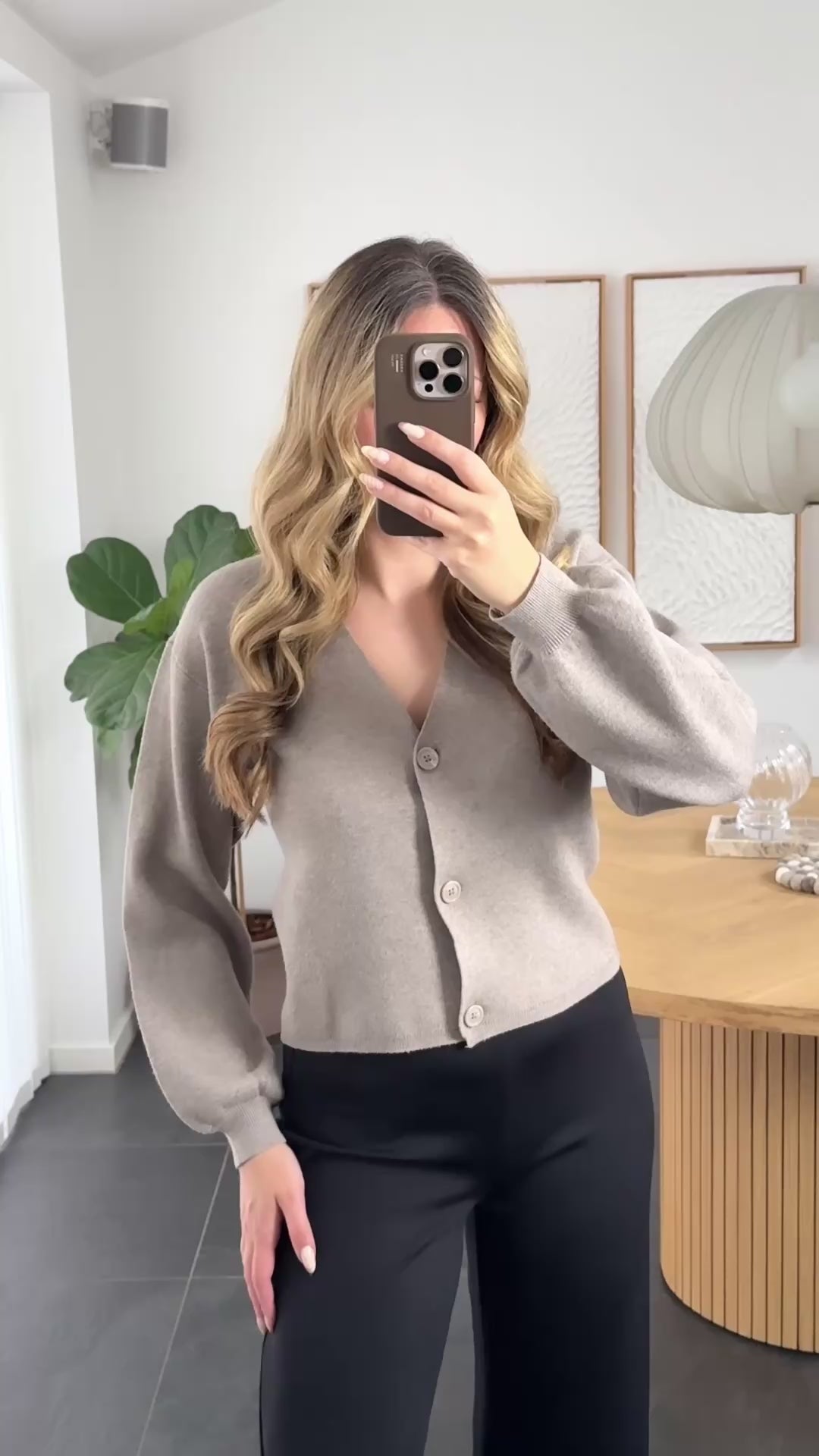 Vero Moda Cardigan - Gold Button - Beige